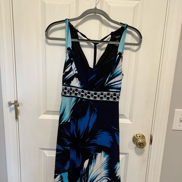 Cute WHBM dress, worn once. EUC. - Picture 2 of 2